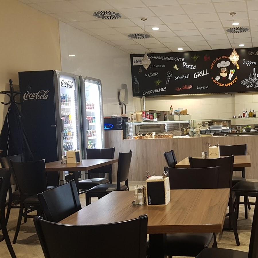 Restaurant "Taha´s Cafe & Restaurant" in Korneuburg