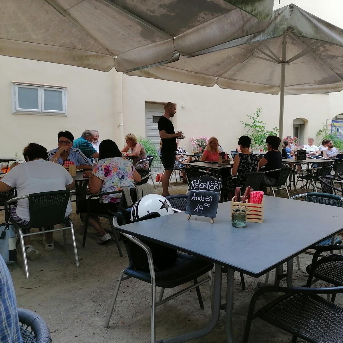 Restaurant "Schloßtaverne" in Wolkersdorf im Weinviertel