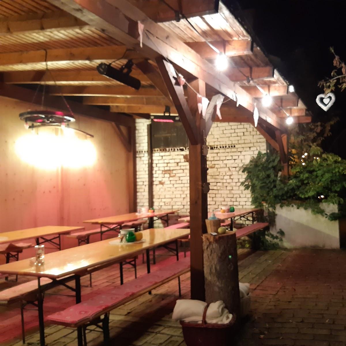 Restaurant "BUSCHENSCHANK HAGER" in Mistelbach