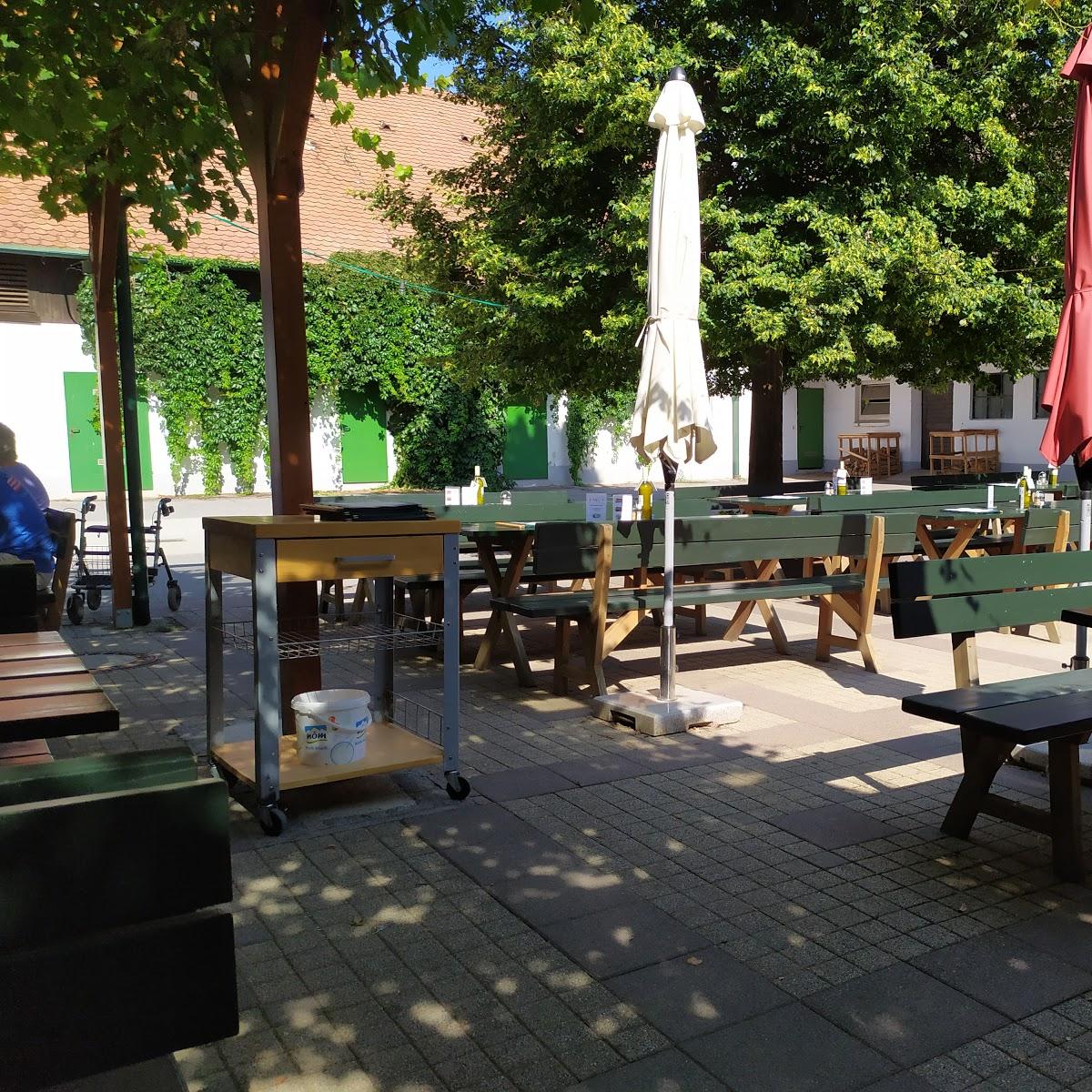 Restaurant "Heuriger Winzerschule" in Mistelbach