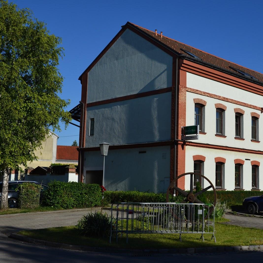 Restaurant "Gasthof zur Müllerstube" in Neudorf bei Staatz