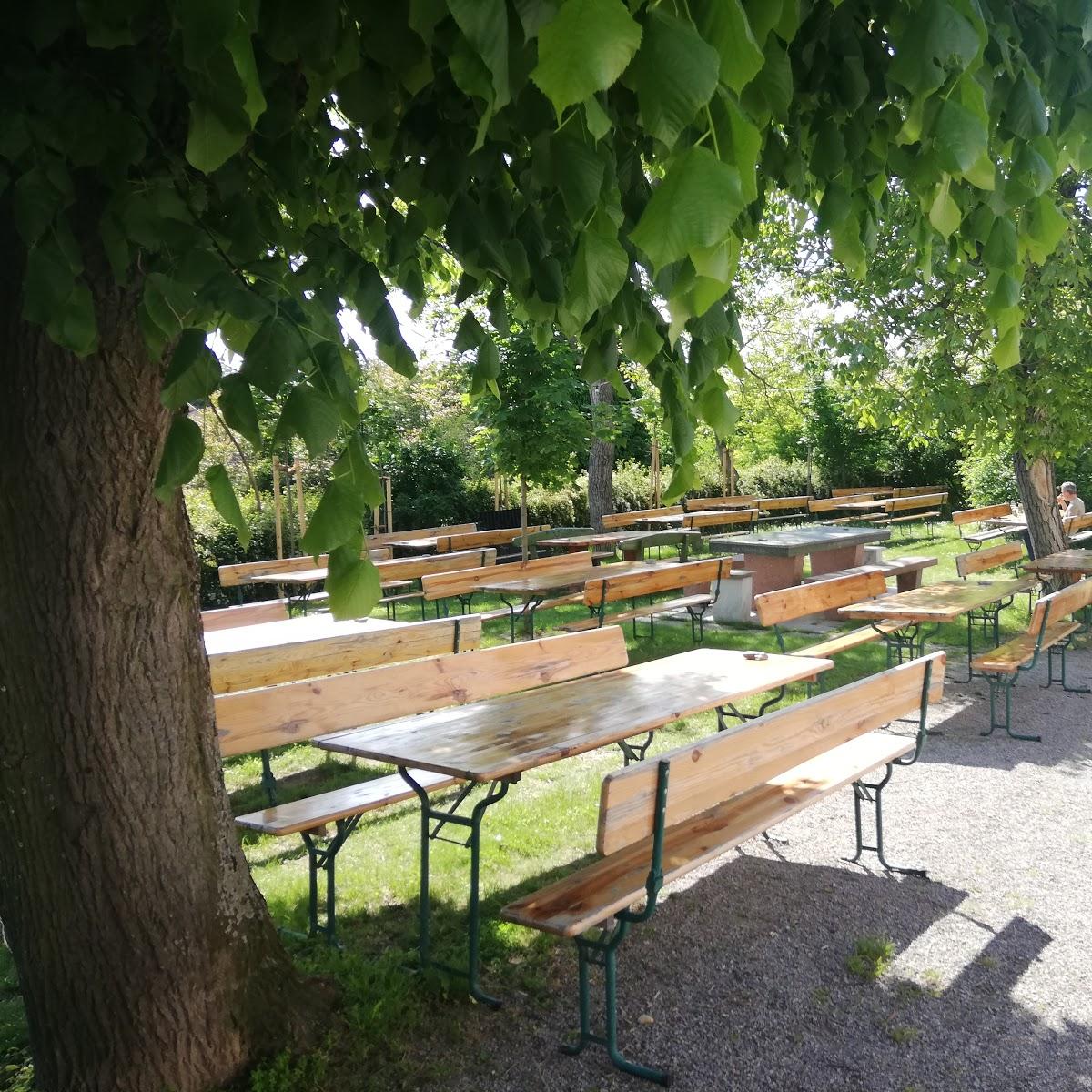 Restaurant "Heuriger Bioweingut Staringer" in Stillfried