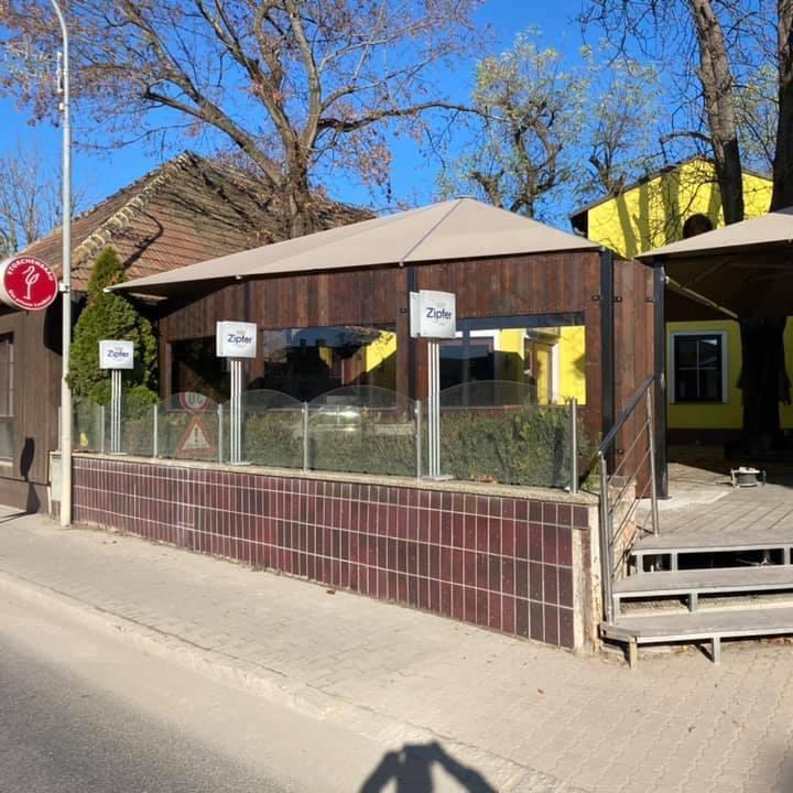 Restaurant "Rockstadl" in Untersiebenbrunn