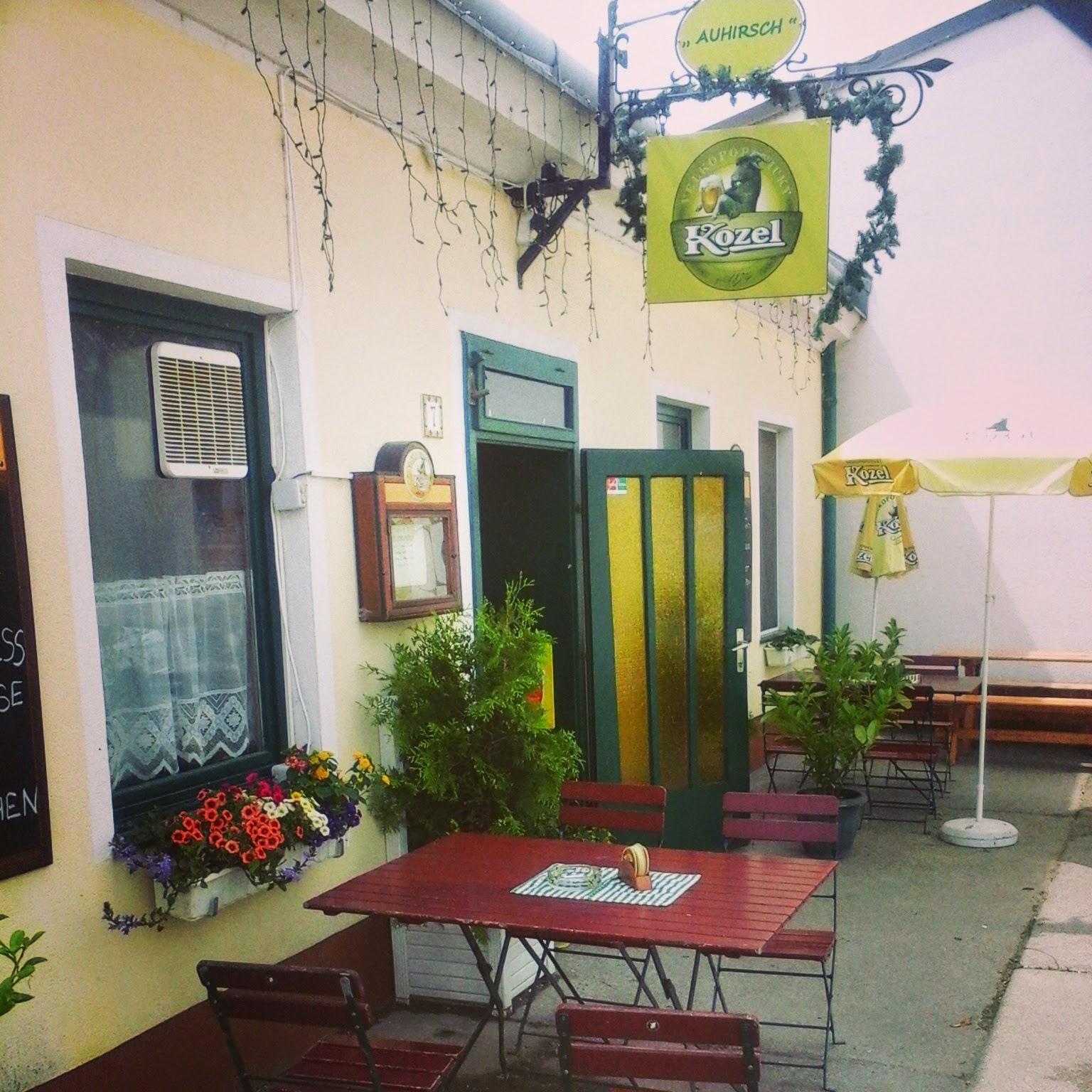 Restaurant "Auhirsch" in Stopfenreuth