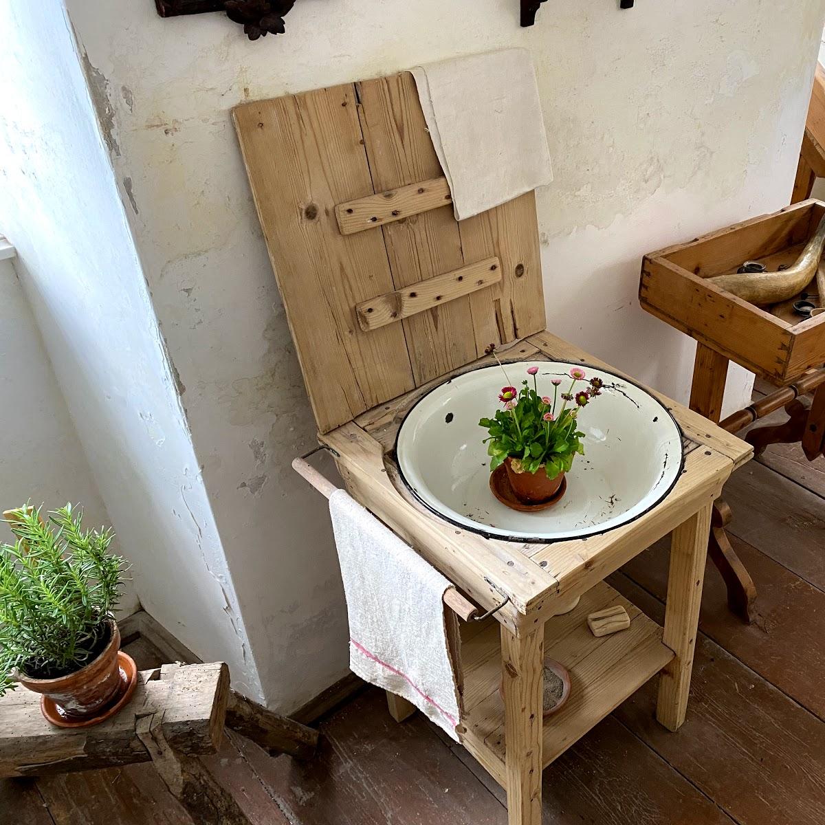 Restaurant "Gutshof Schloß Hof" in Schloßhof