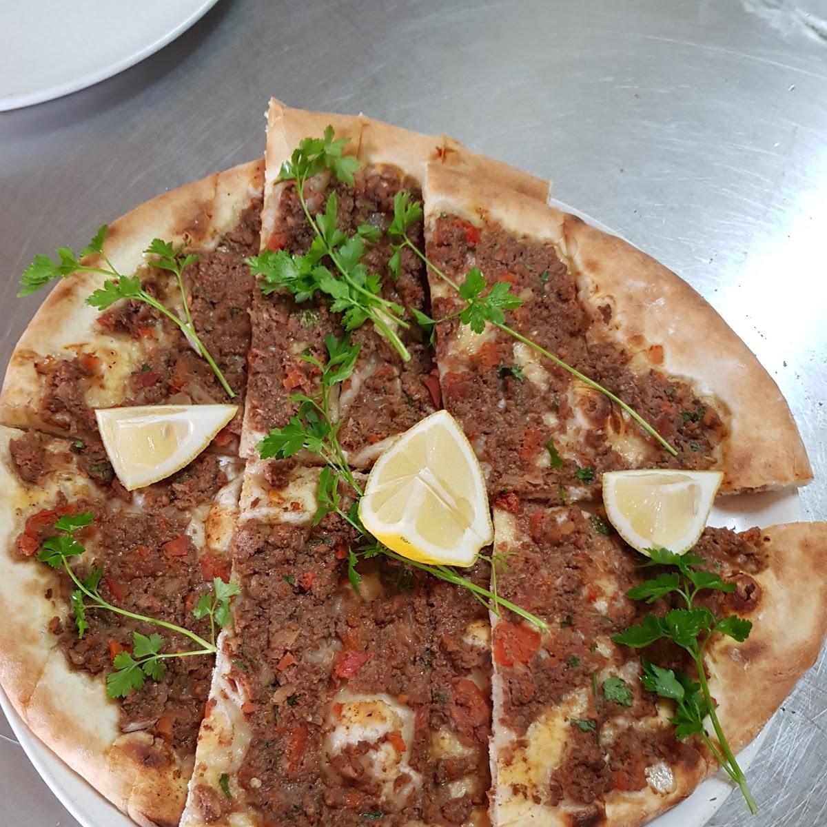 Restaurant "Pizza & Kebap Haus" in Marchegg