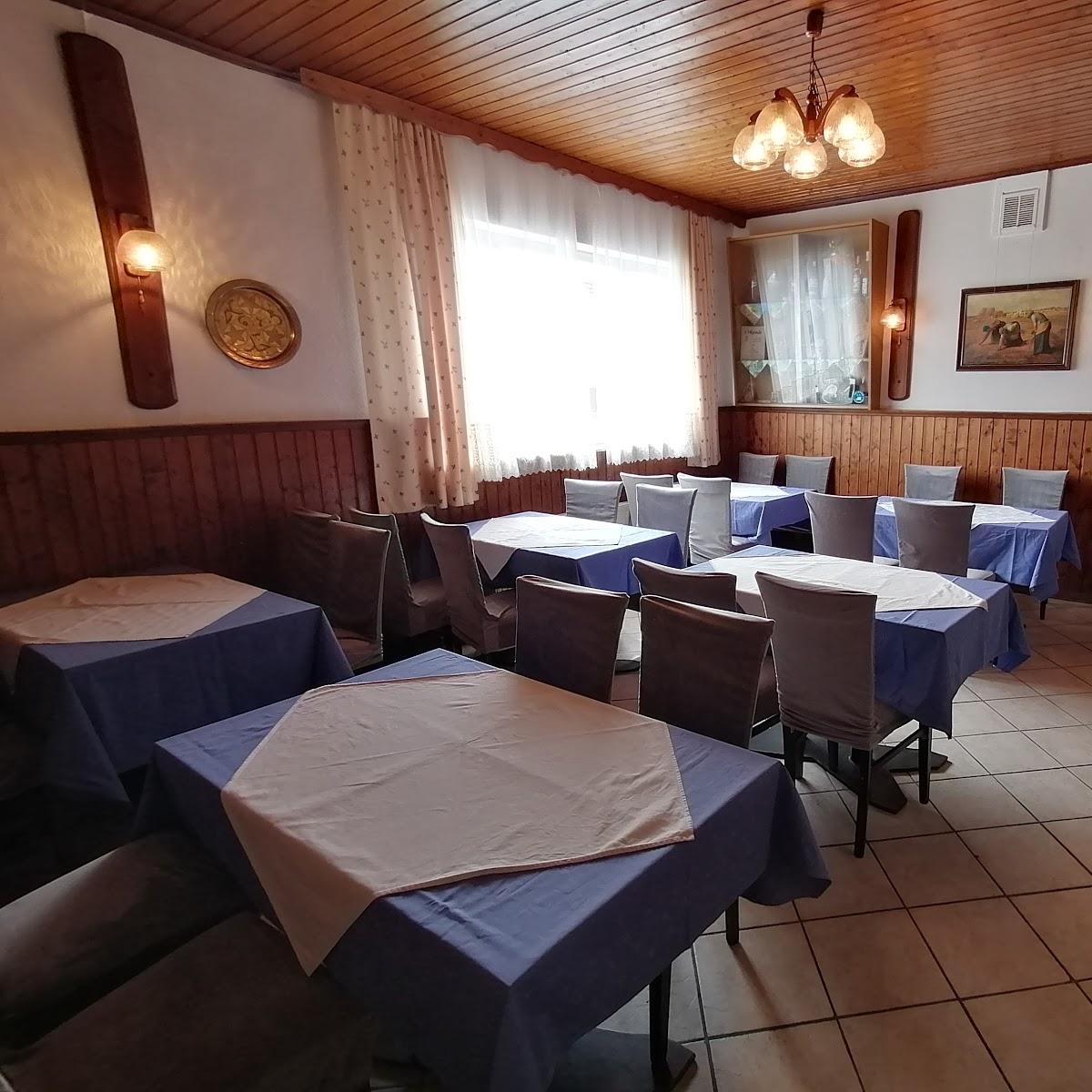 Restaurant "Gasthaus Zwa Weana" in Groß-Enzersdorf