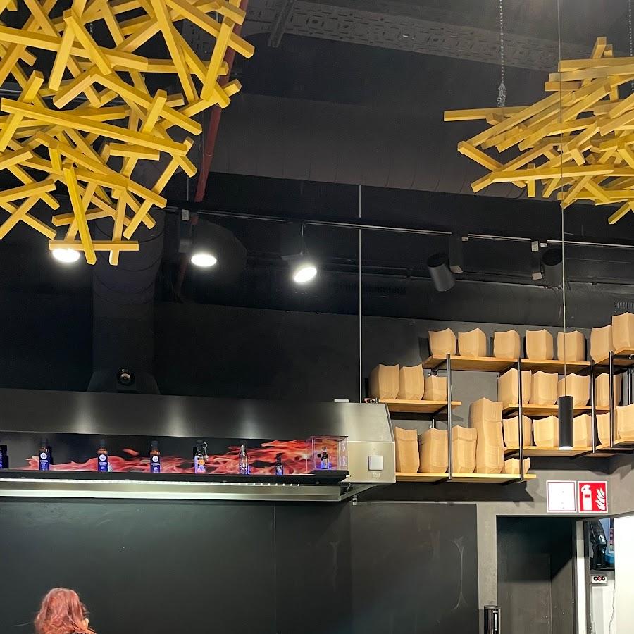 Restaurant "MR CURRYWURST" in Vösendorf