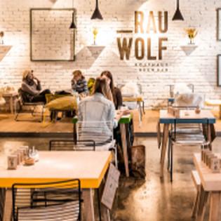 Restaurant "RAUWOLF Rösthaus + Brewbar" in Vösendorf