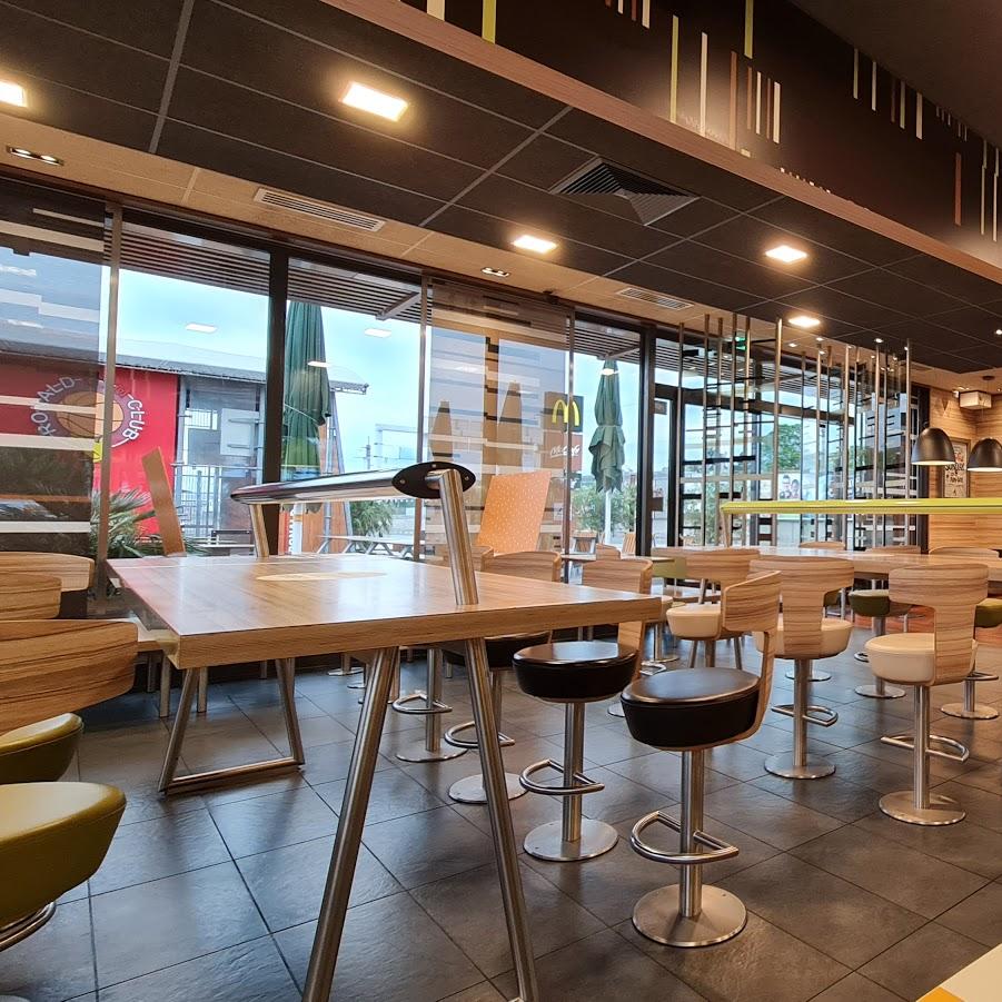 Restaurant "McDonald