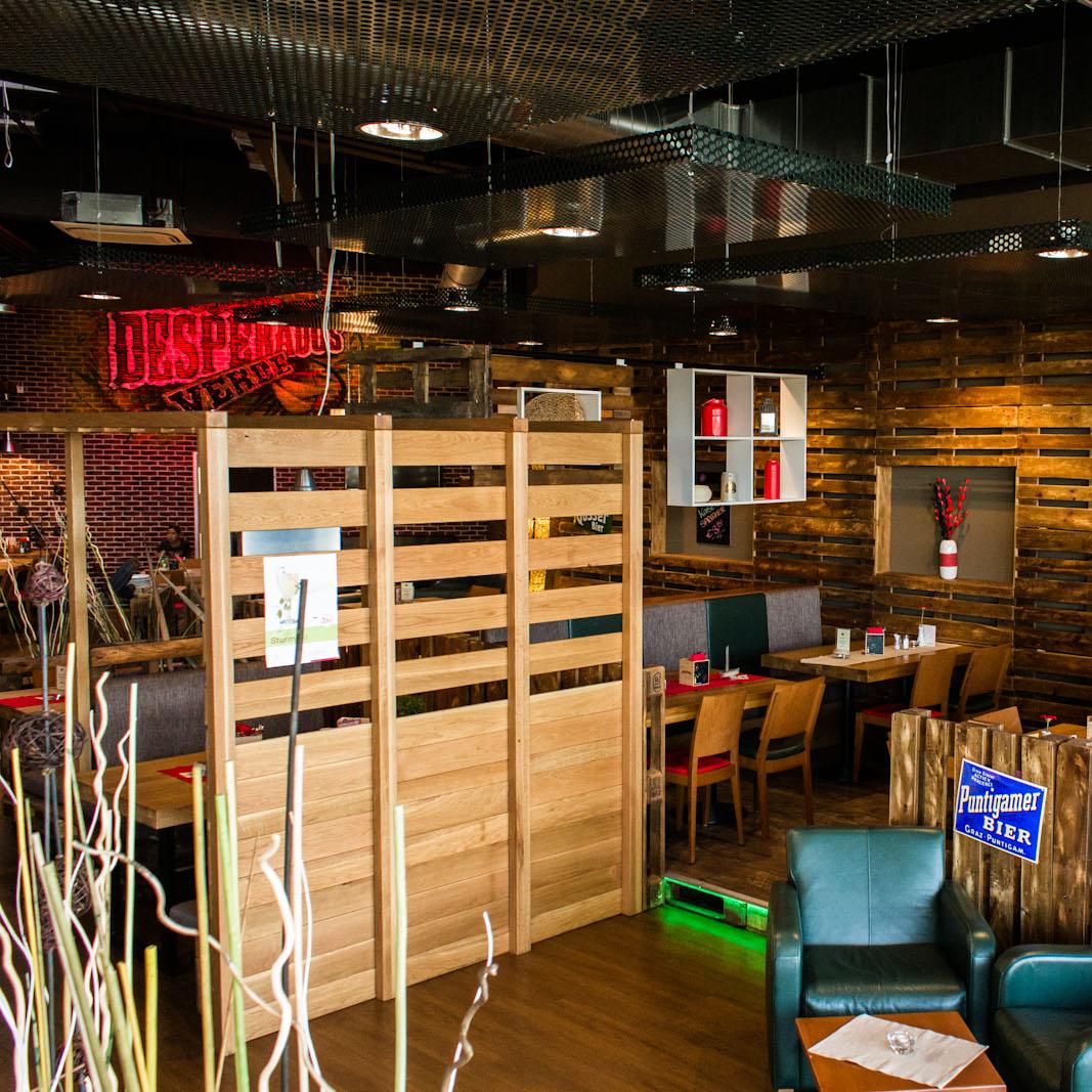 Restaurant "ÜberDrüber Restaurant" in Wiener Neudorf