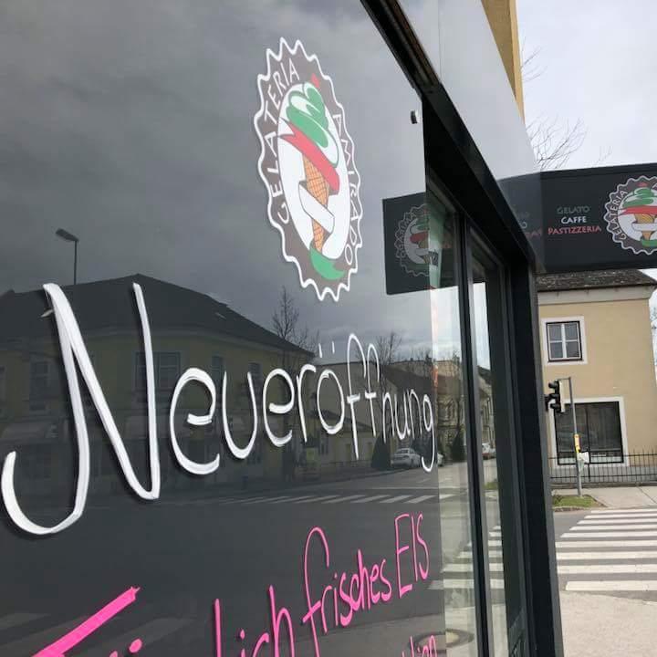 Restaurant "Gelateria Amirado" in Laxenburg
