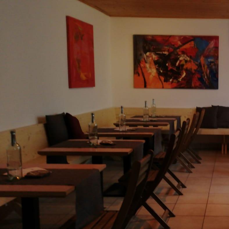 Restaurant "Pop-Up-Buschenschank & Weinbau Kristina Fehle-Bobal" in Gießhübl