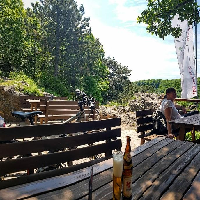 Restaurant "Teufelsteinhütte" in Perchtoldsdorf