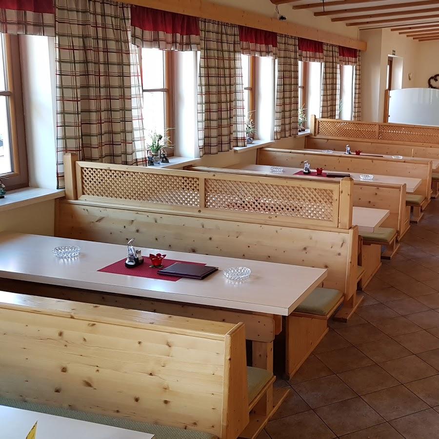 Restaurant "Weingut Hauer" in Höflein bei Bruck an der Leitha