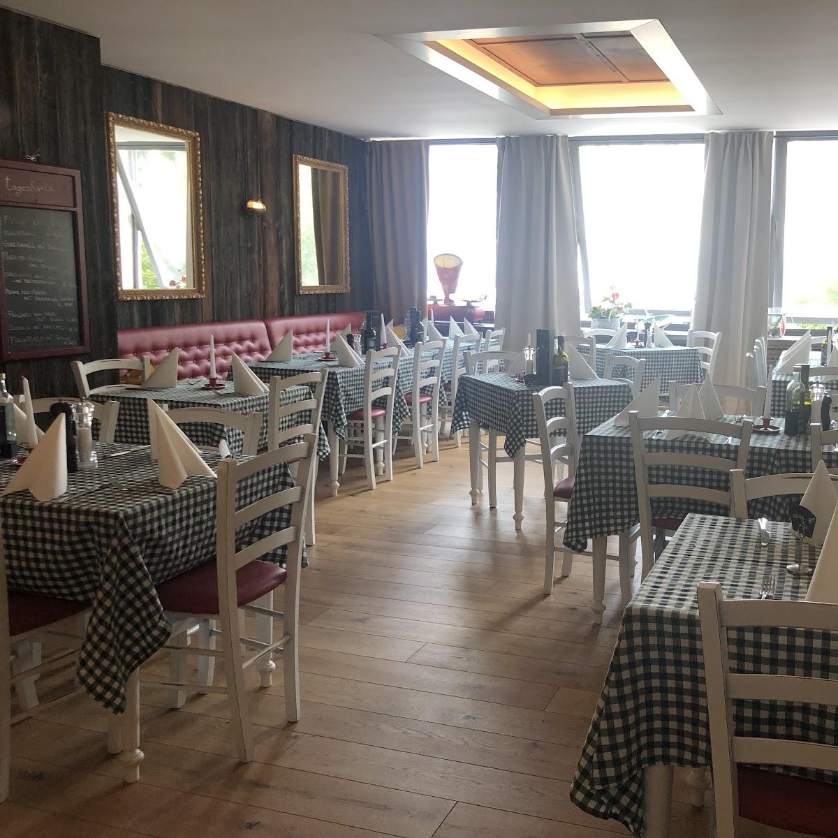Restaurant "Esposito Bar-Cucina-Pizzeria" in Traunstein