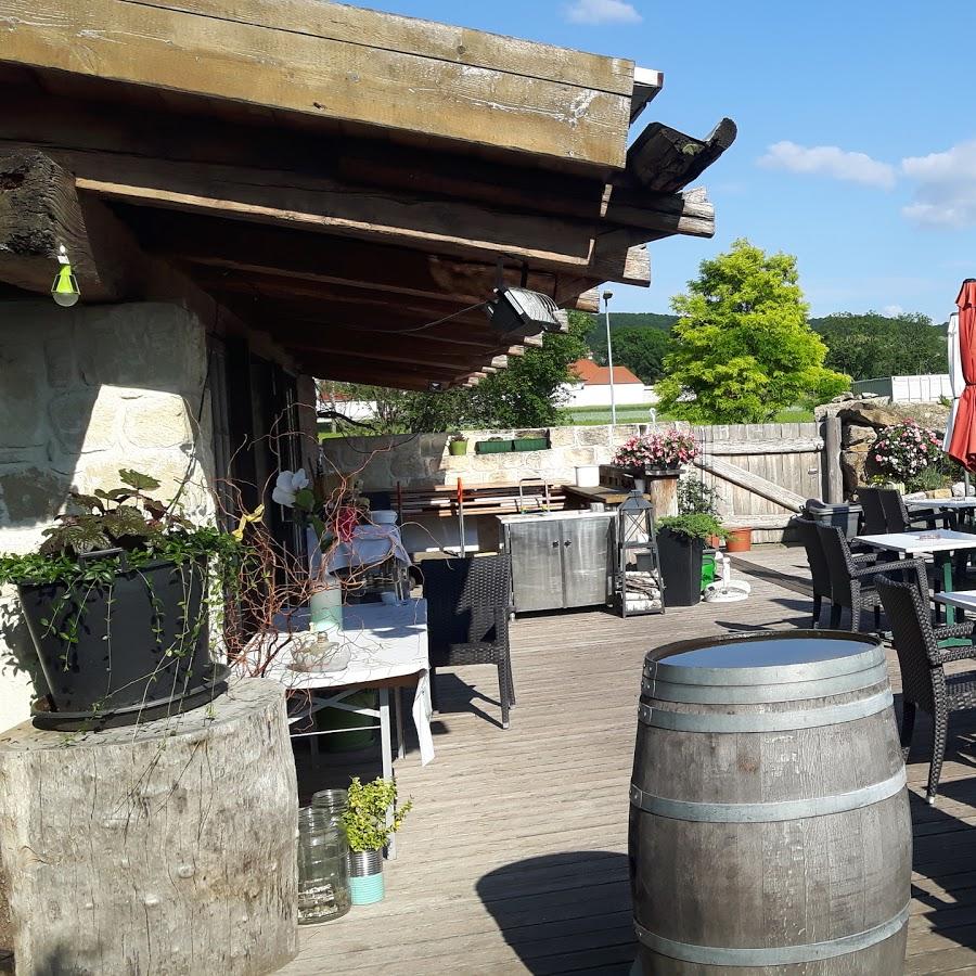 Restaurant "Landeplatzl" in Hof am Leithaberge