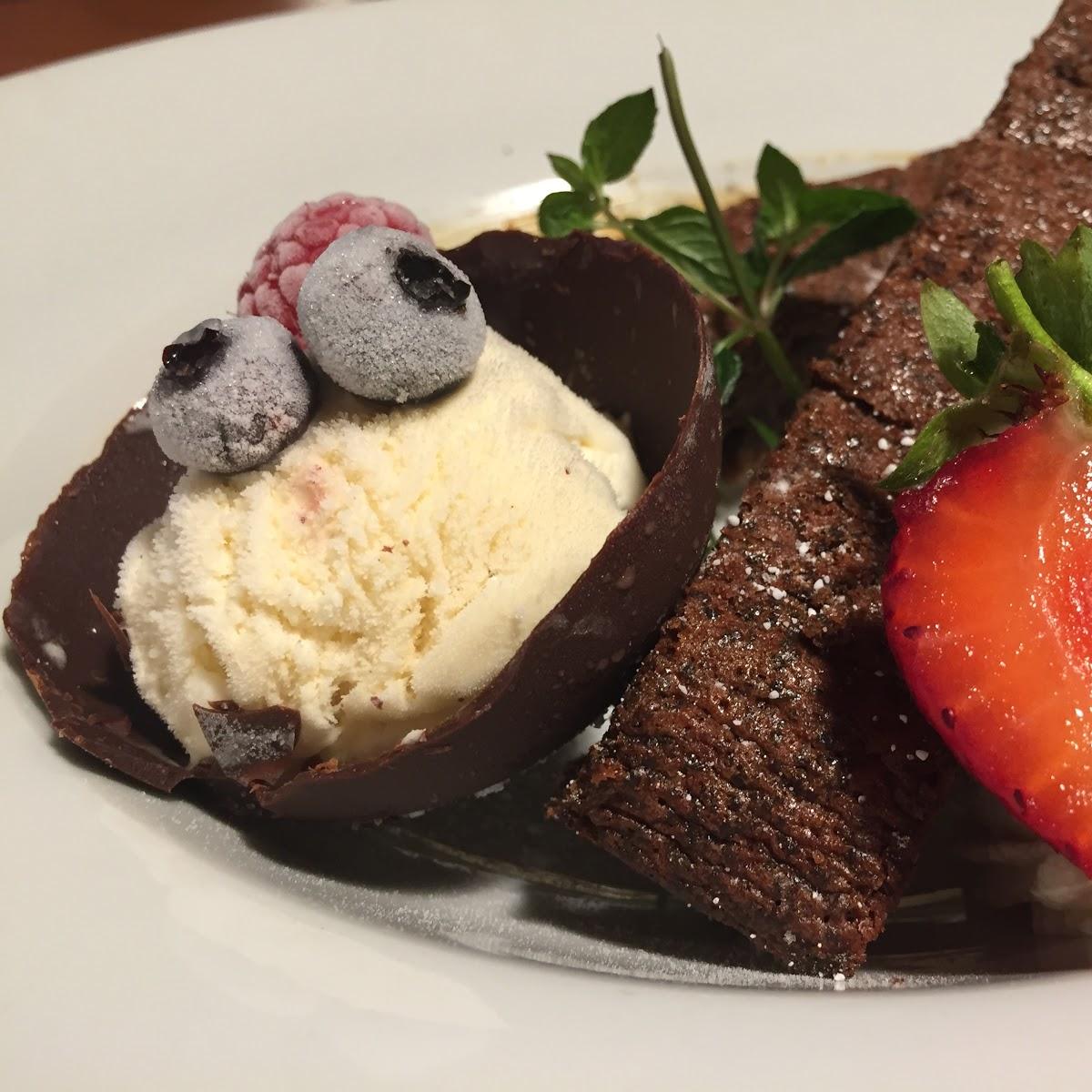 Restaurant "Schmankerldirndln mit Weingut Taferner" in Göttlesbrunn