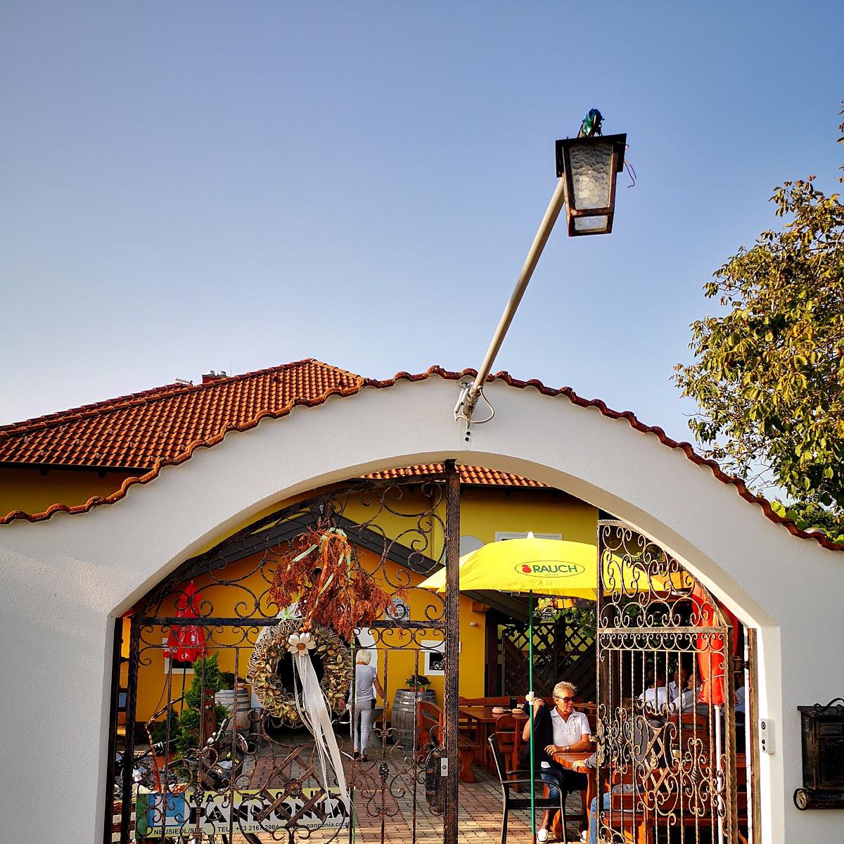 Restaurant "Heurigen Schenke Belihart" in Neudorf