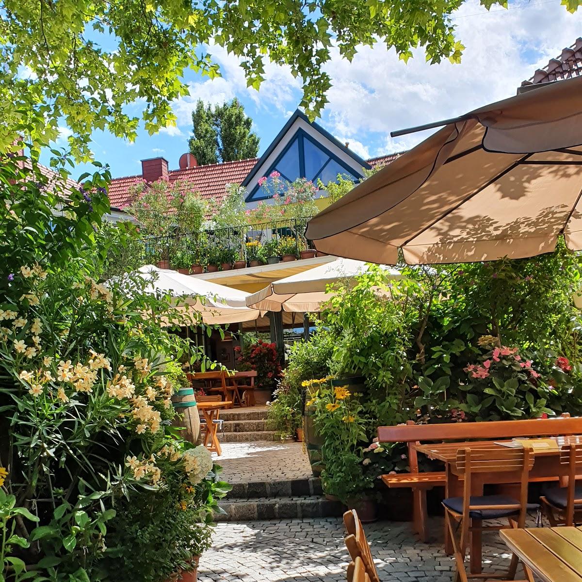 Restaurant "Alphart am Mühlbach, Weingut und Heuriger" in Traiskirchen