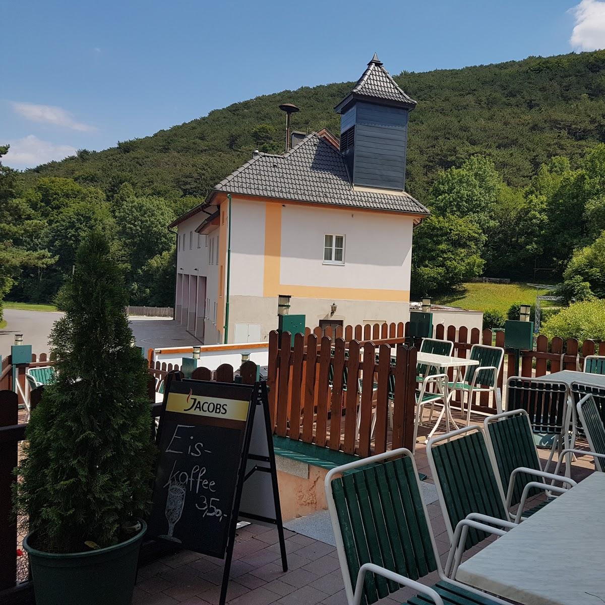 Restaurant "Pizzeria Mafiosi" in Maria Raisenmarkt