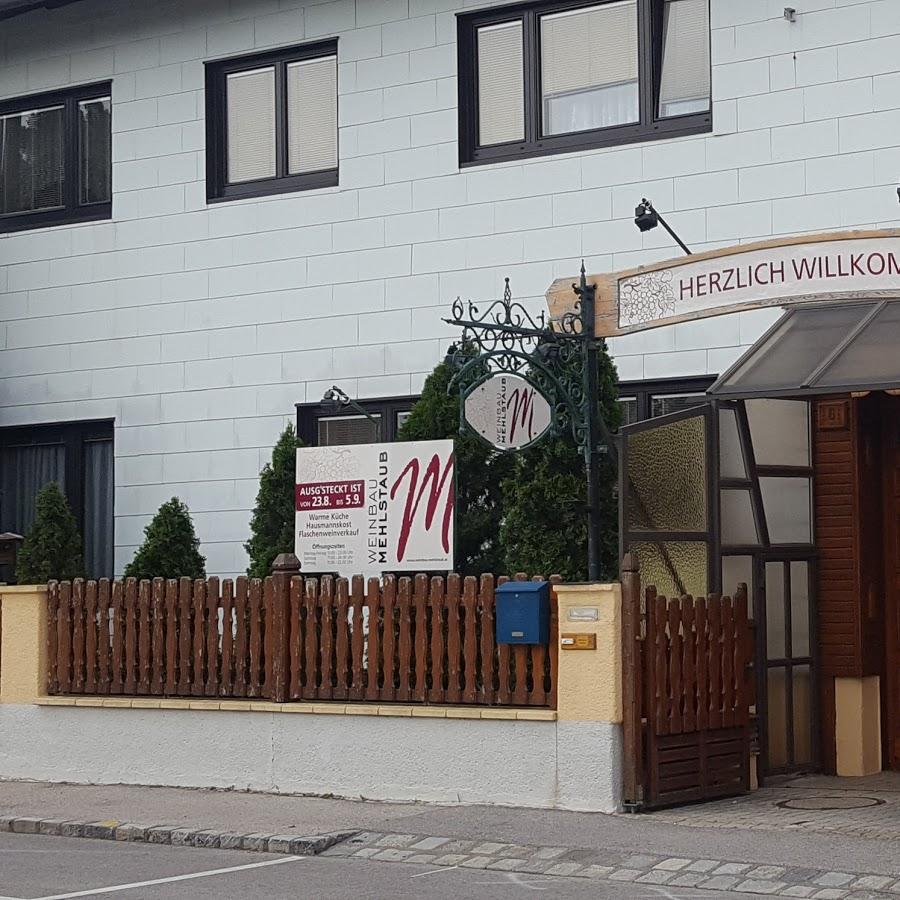 Restaurant "Heuriger Weinbau Mehlstaub" in Leobersdorf