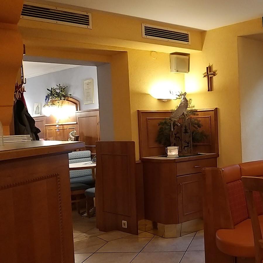 Restaurant "Cafe Maria Theresia" in Kaumberg