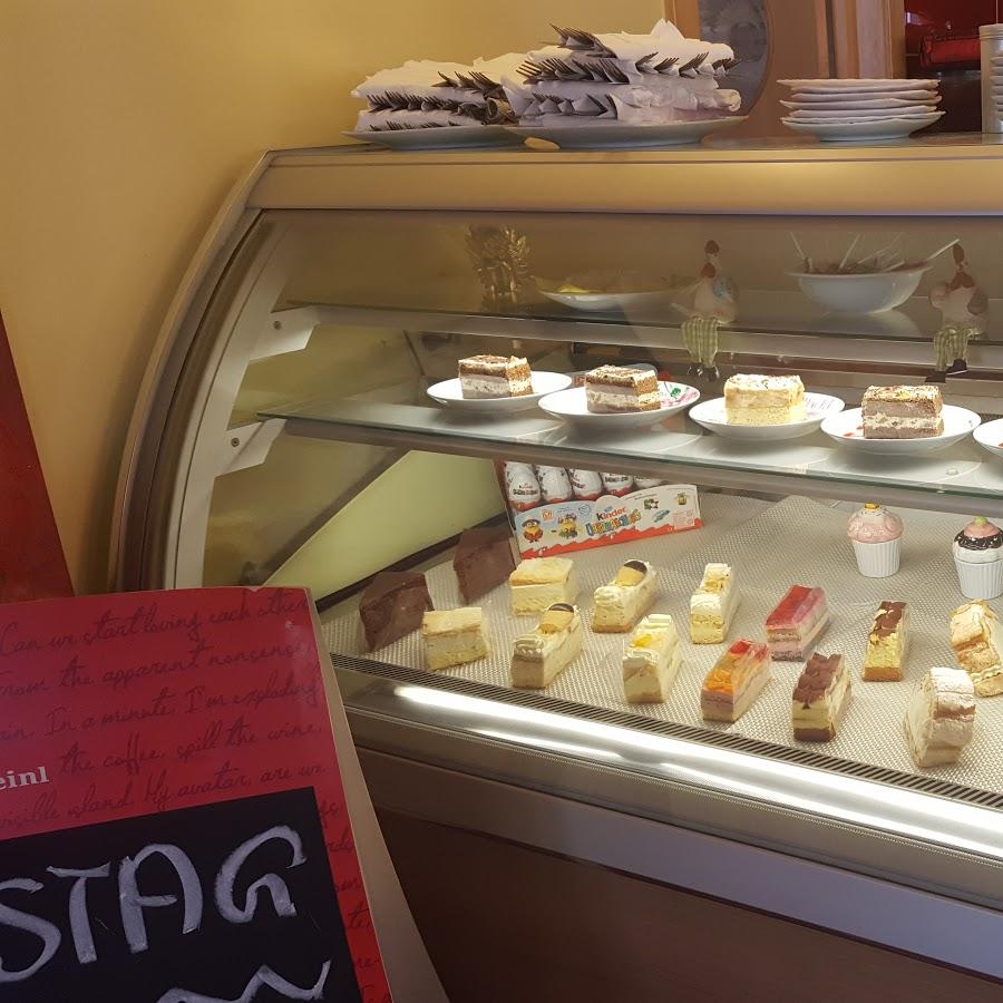 Restaurant "Cafe-Restaurant Sahnehäubchen" in Neunkirchen