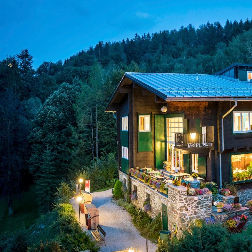 Restaurant "Hotel Looshaus am Kreuzberg" in Payerbach