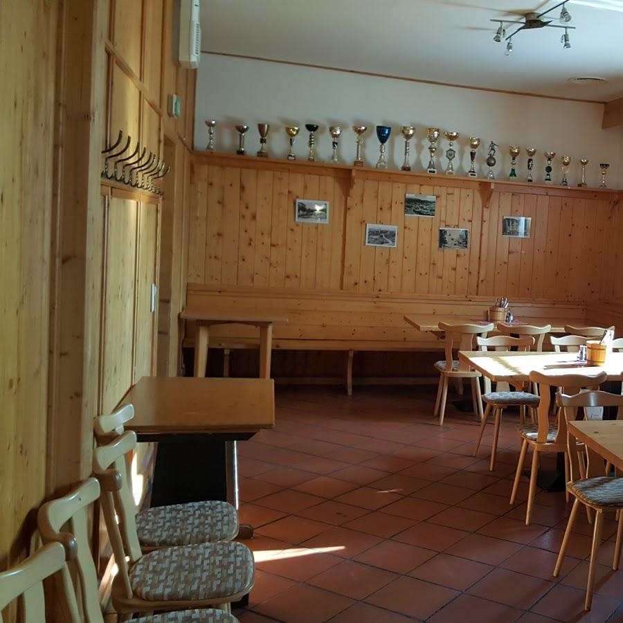 Restaurant "Hofstadlheuriger Weinstube Goldfuß" in Bad Fischau