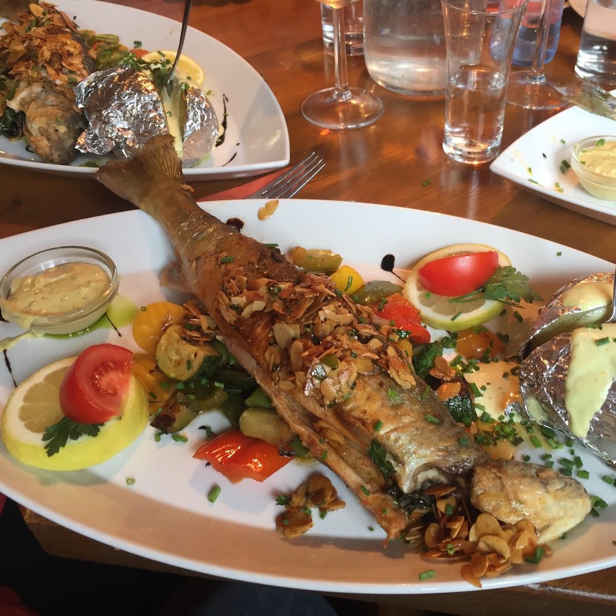 Restaurant "Marias Land Fisch & Steaklokal" in Puchberg am Schneeberg