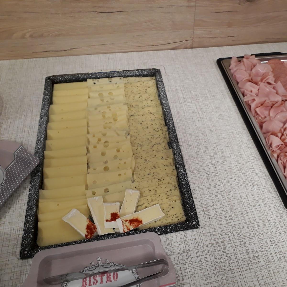 Restaurant "Kaffee Kisterl" in Wiesmath