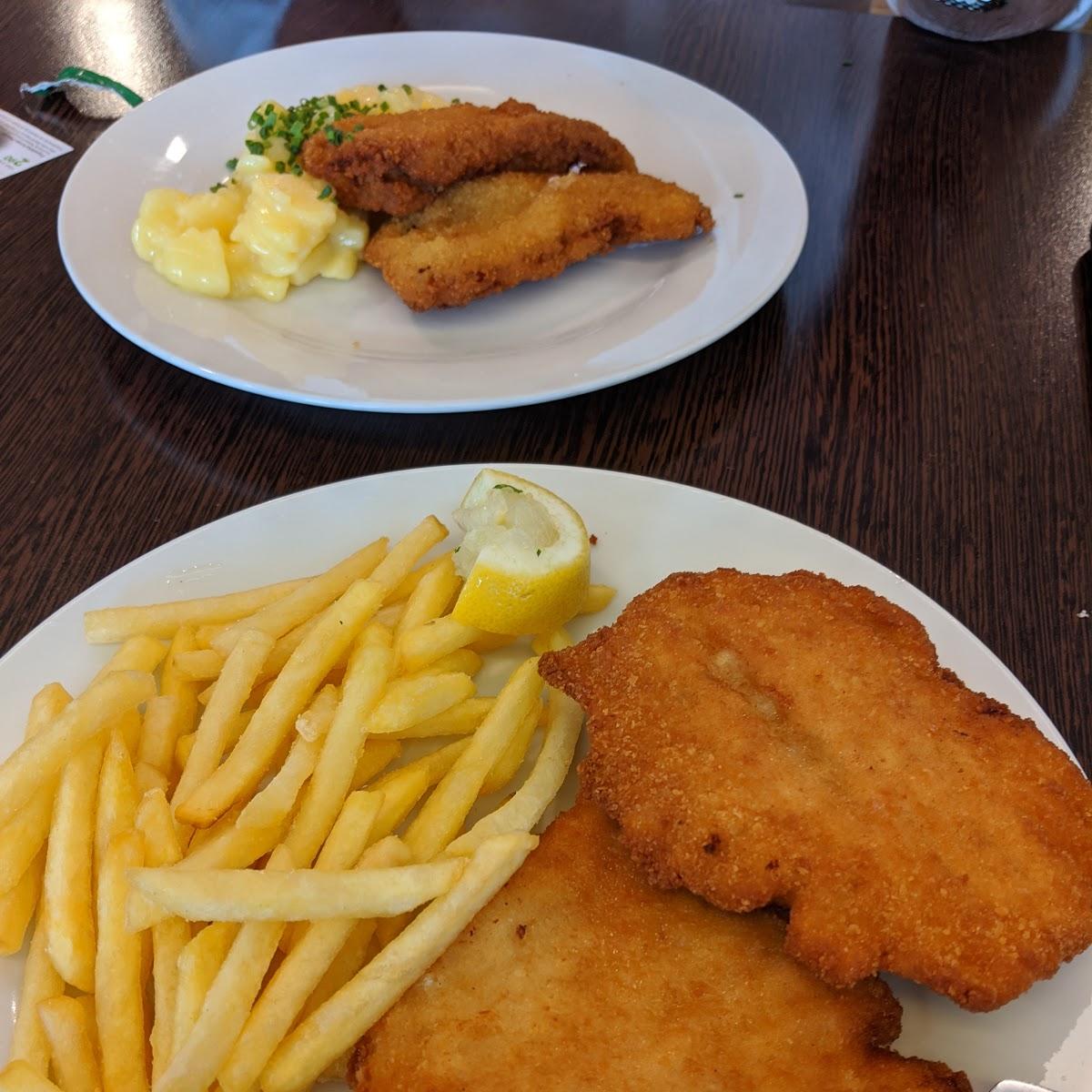 Restaurant "mömax Restaurant Wr. Neustadt" in Wiener Neustadt