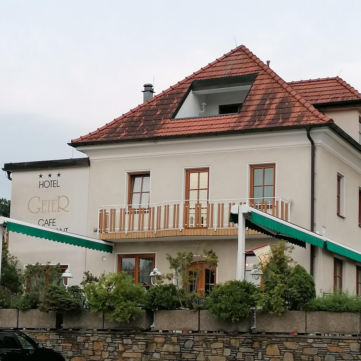 Restaurant "Hotel Cafe-Restaurant J & I Geier" in Bad Schönau