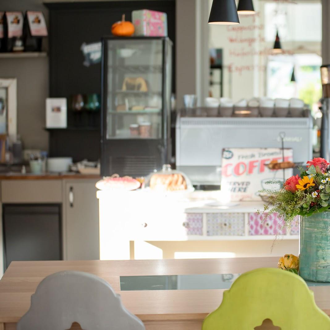 Restaurant "Dorf Café" in Maria Anzbach