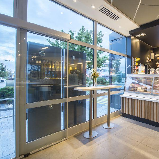 Restaurant "McDonald
