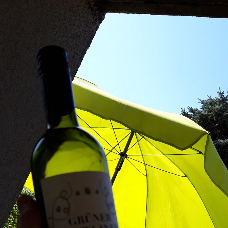 Restaurant "Tikkibar" in Kilb