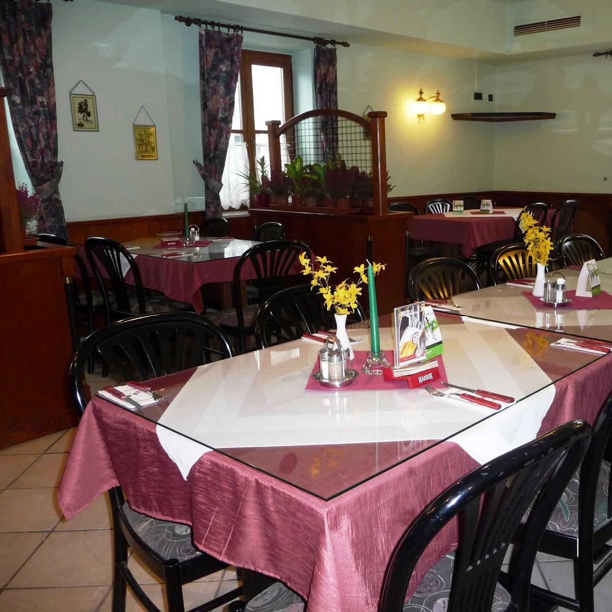 Restaurant "Zum grünen Baum - Café - Restaurant - Pizzeria" in Steinakirchen am Forst