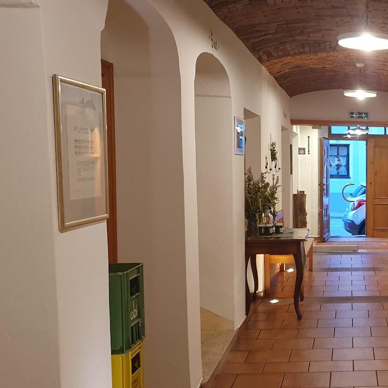 Restaurant "Gasthaus Zum schwarzen Rössl - Fam. Pambalk-Blumauer" in Strengberg