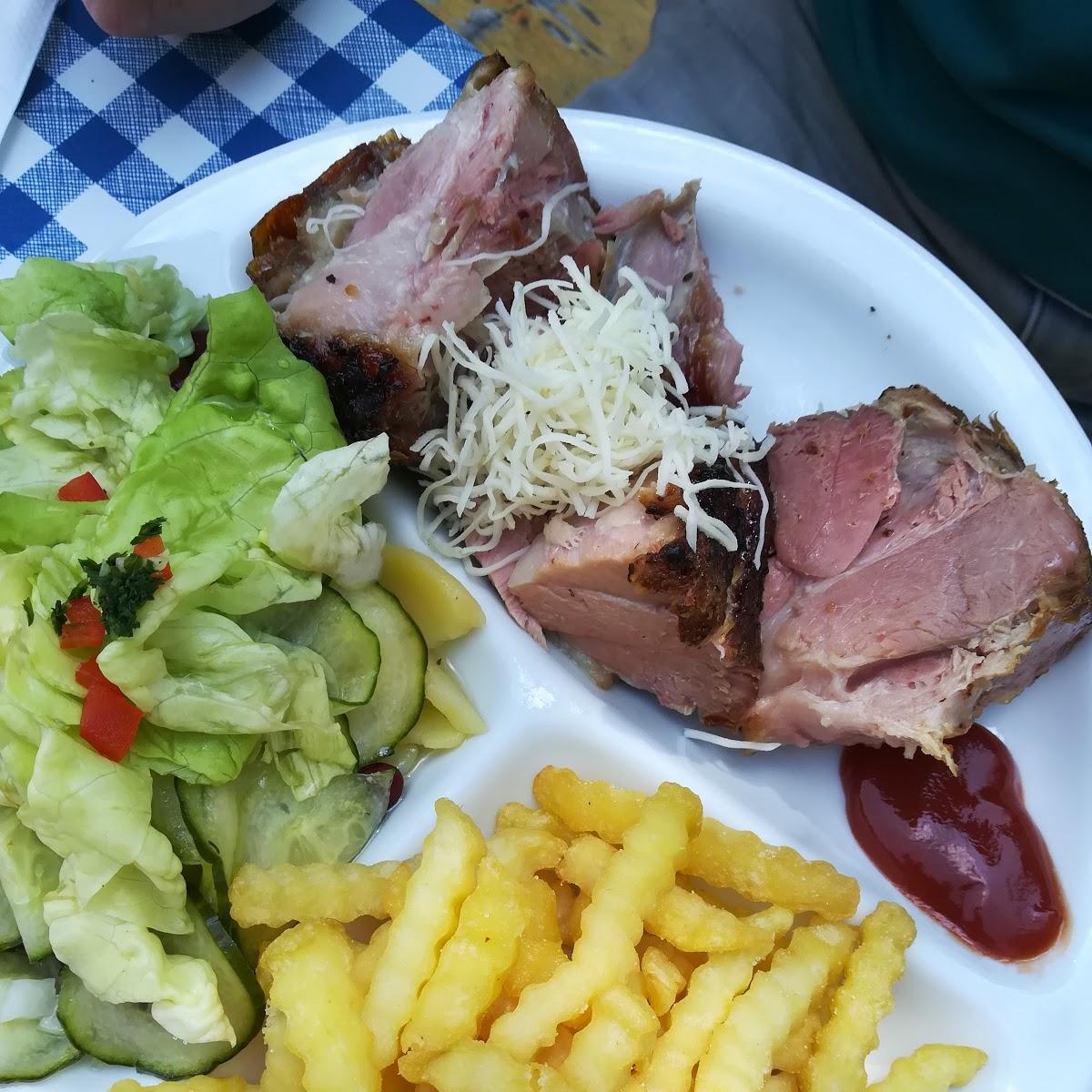 Restaurant "Steckerlfisch Freizeithafen Ardagger" in Ardagger Markt