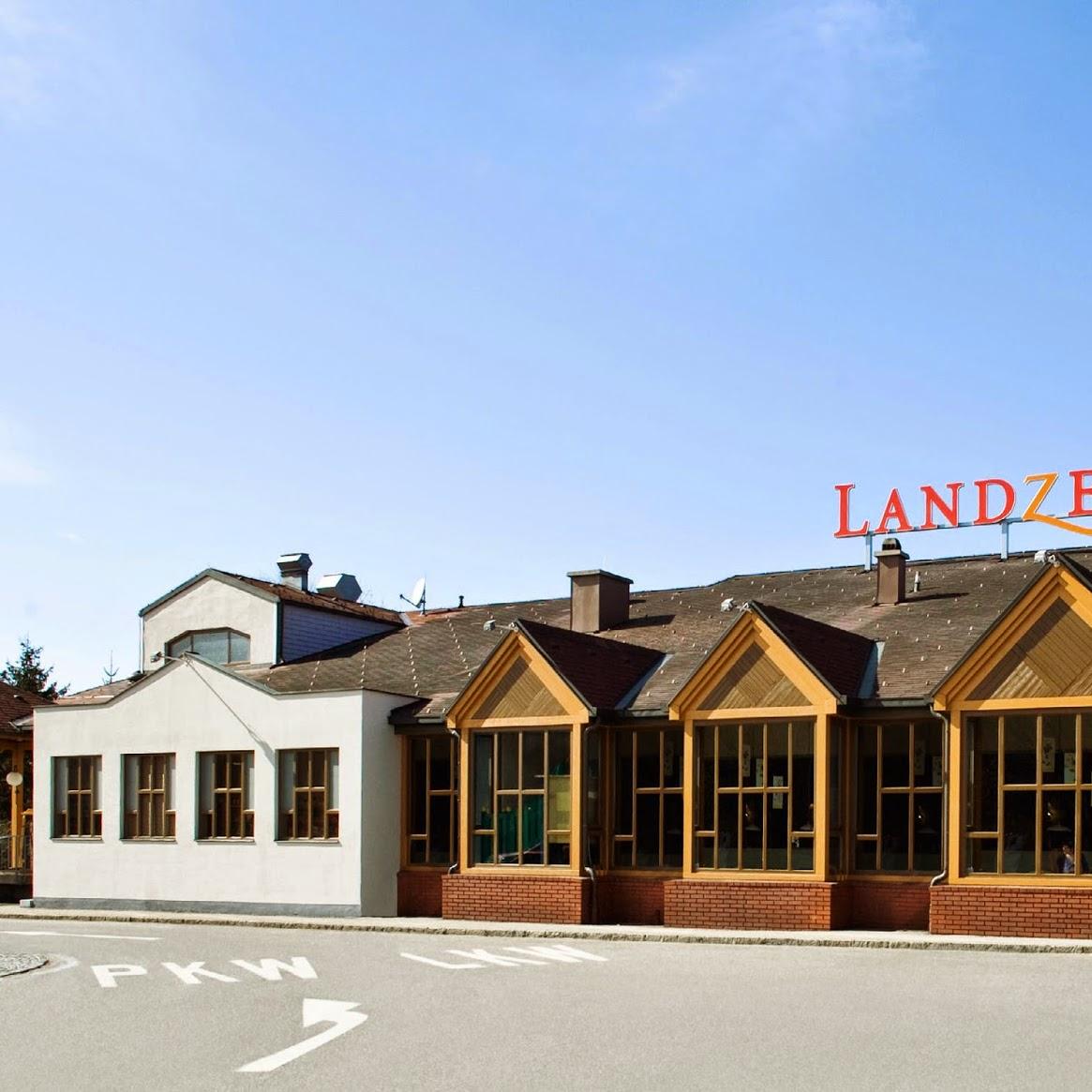 Restaurant "Landzeit" in Kemmelbach