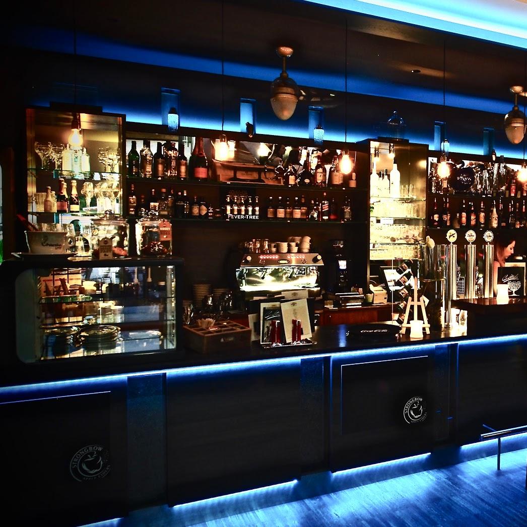 Restaurant "Cocktails • Café Bar Club Catering" in Ybbs an der Donau