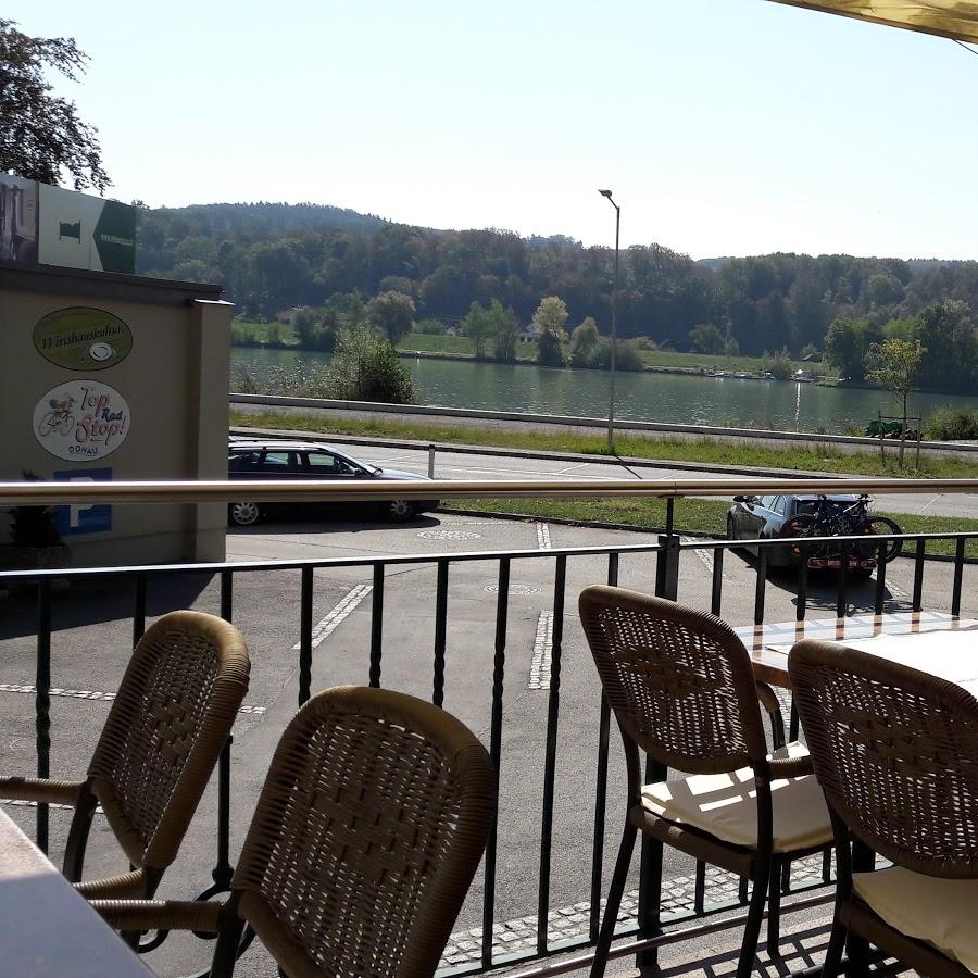 Restaurant "Landgasthof zur schönen Wienerin" in Marbach an der Donau
