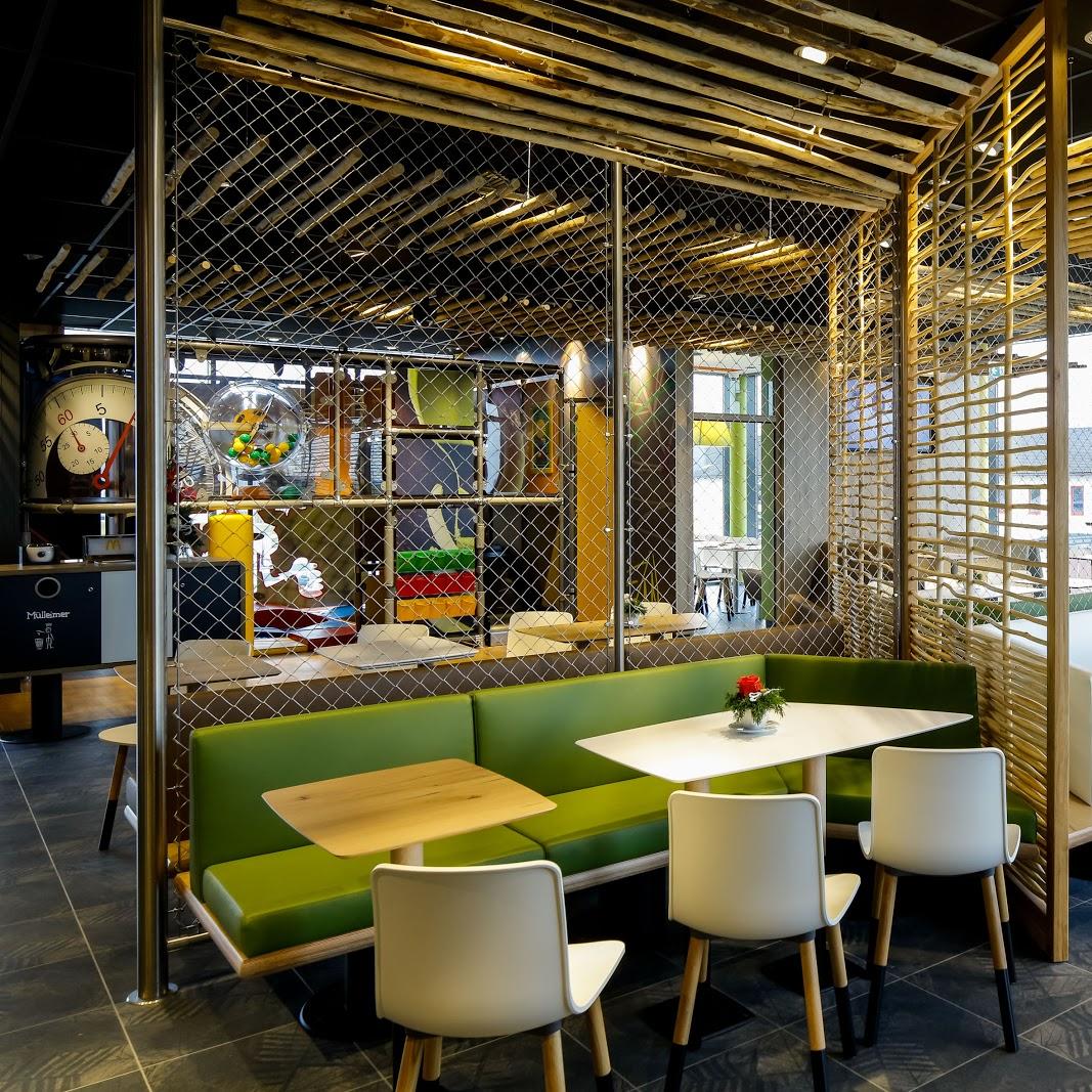 Restaurant "McDonald´s , Heindl GmbH" in Loosdorf