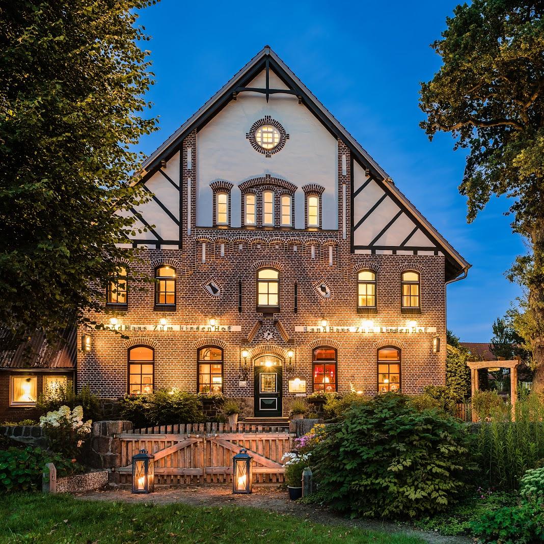 Restaurant "LandHaus Zum LindenHof" in  Marxen
