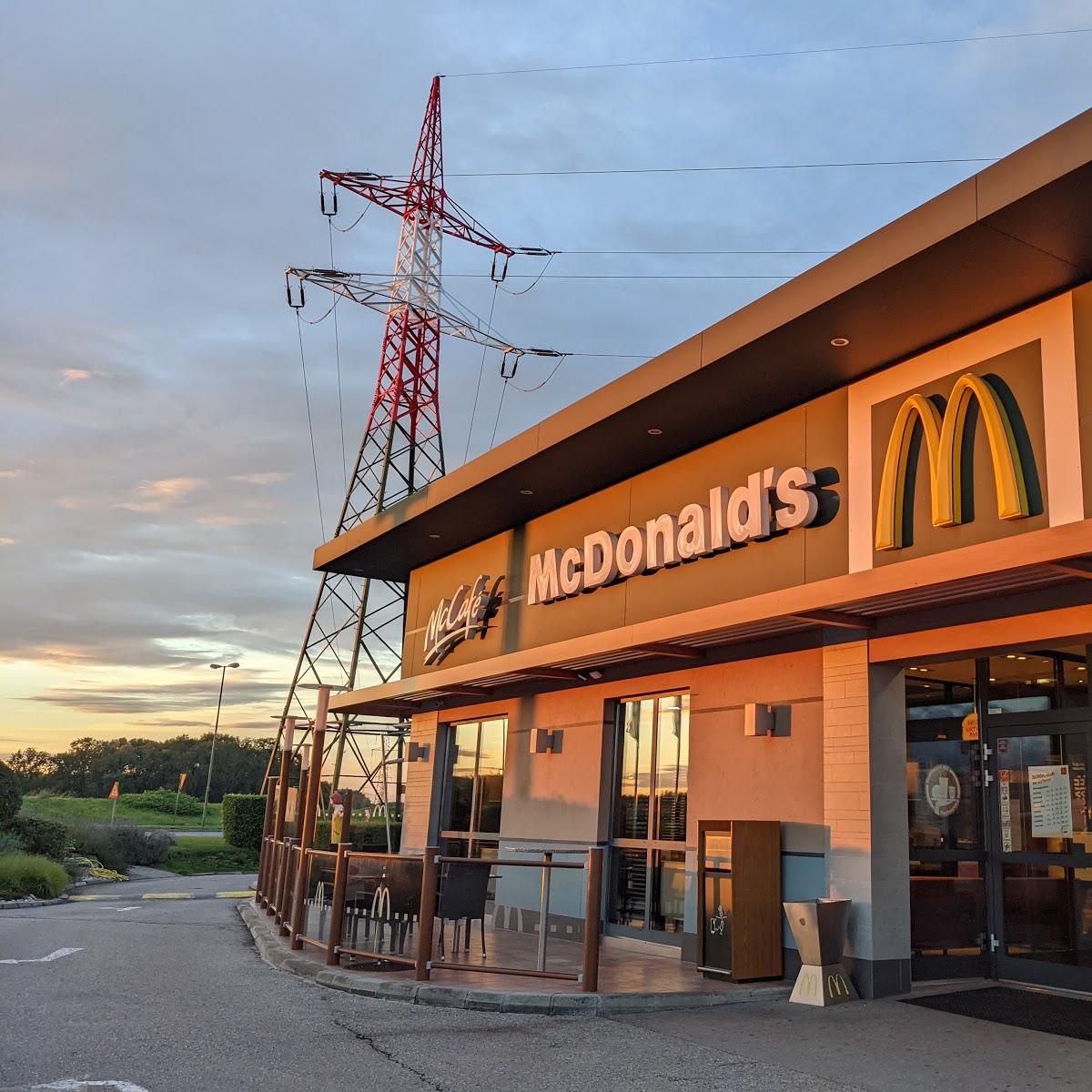 Restaurant "McDonald