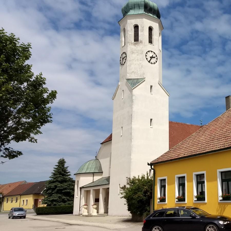 Restaurant "Landgasthaus Hiesinger" in Rust im Tullnerfeld