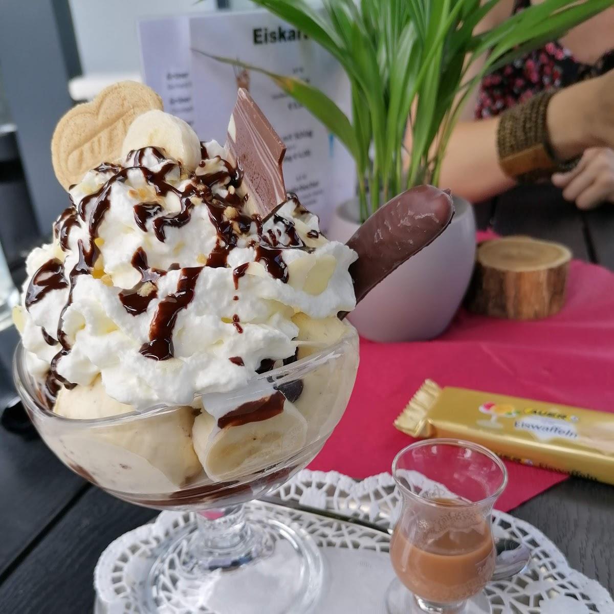 Restaurant "Eissalon - Wagramhalle" in Kirchberg am Wagram