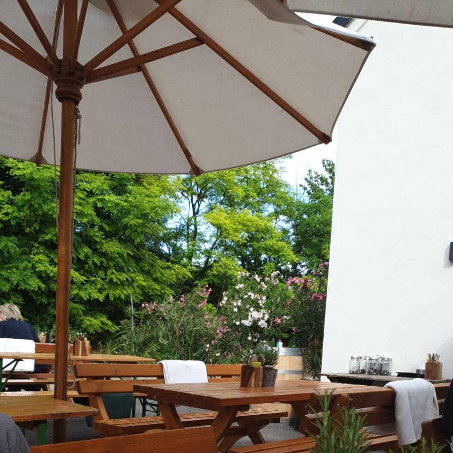 Restaurant "Pfefferschiff Heurigen" in Gedersdorf