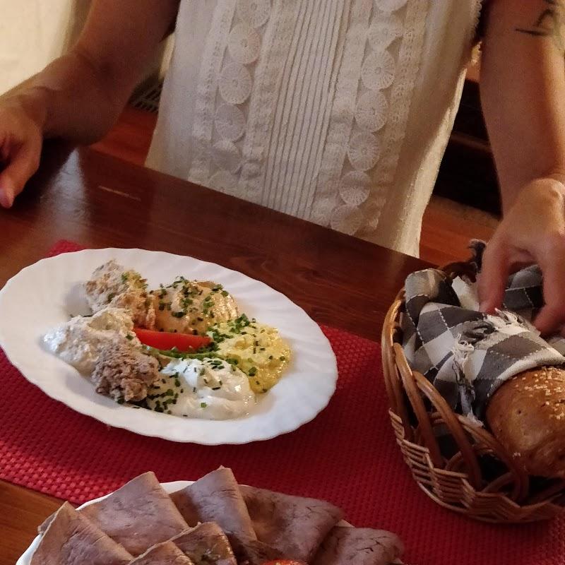 Restaurant "Schmankerlheuriger Kamleitner" in Rohrendorf bei Krems